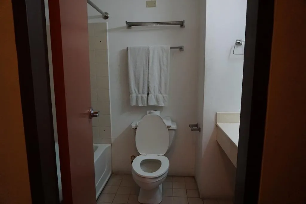Ambassador Hotel Dibe