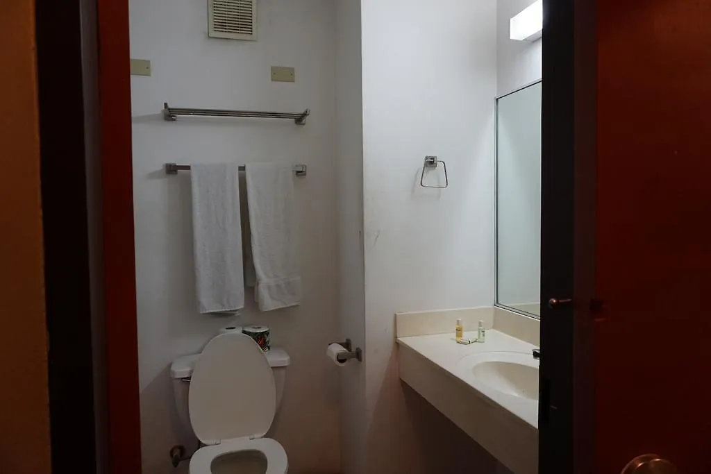 Ambassador Hotel Dibe