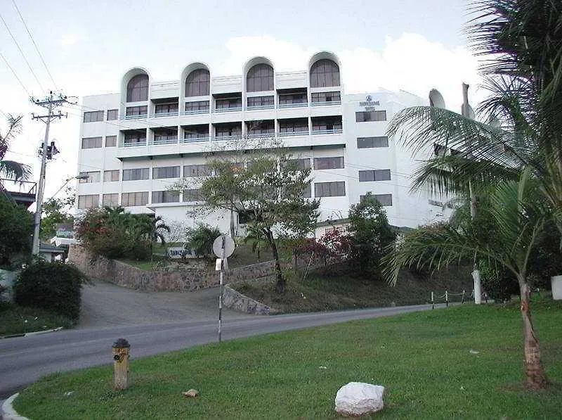 **  Ambassador Hotel Dibe Trinité-et-Tobago